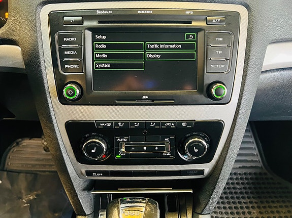 Skoda Octavia 14 of 19