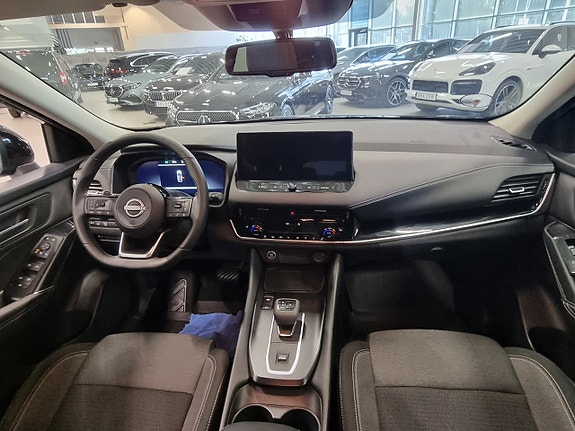 Nissan Qashqai 10 of 17