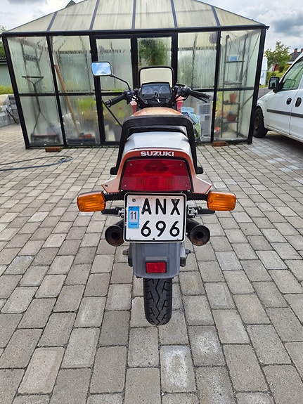 Suzuki GSX 550 ES 3 of 6