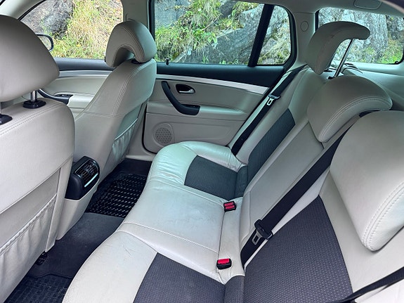 Saab 9-3 7 of 7