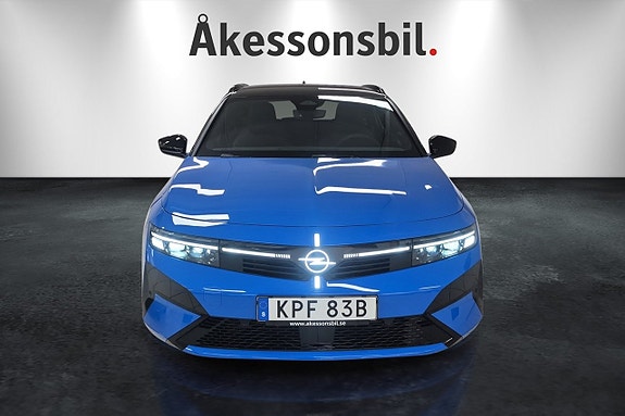 Opel Astra 2 of 9