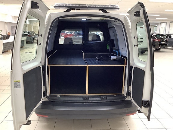 Volkswagen Caddy 6 of 9