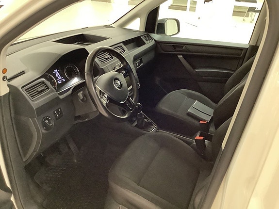 Volkswagen Caddy 7 of 9