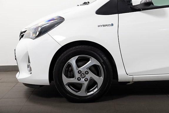 Toyota Yaris 4 of 20