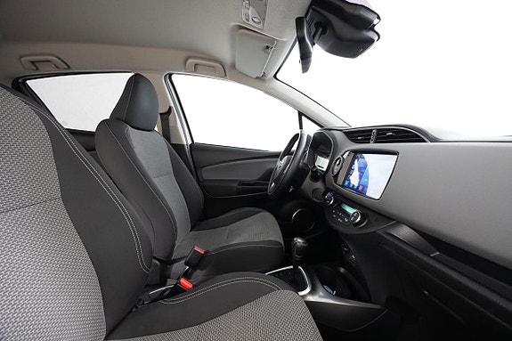 Toyota Yaris 14 of 20