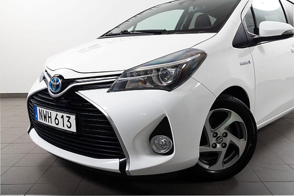 Toyota Yaris 10 of 20