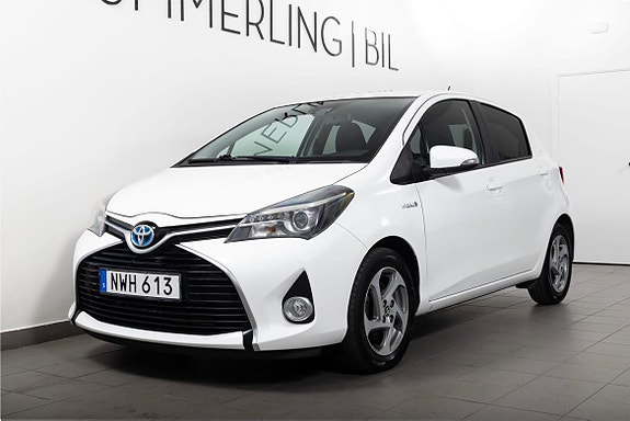 Toyota Yaris 2 of 20