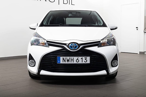 Toyota Yaris 8 of 20