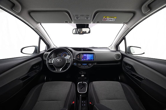Toyota Yaris 13 of 20