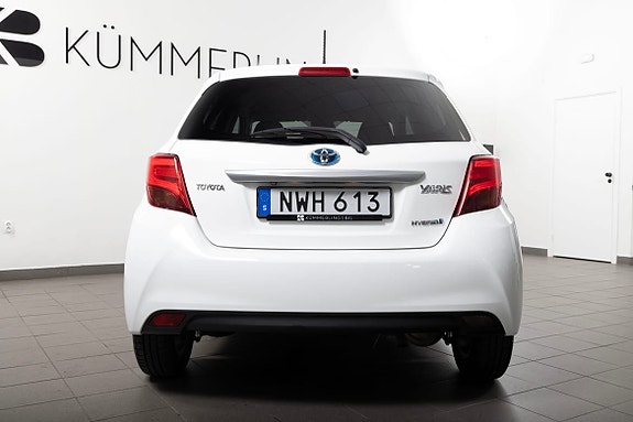 Toyota Yaris 11 of 20