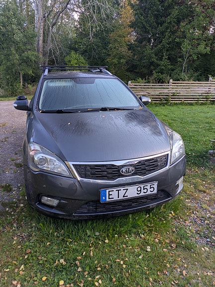 Kia Ceed 4 of 7