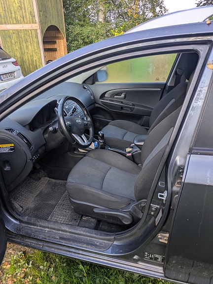 Kia Ceed 5 of 7