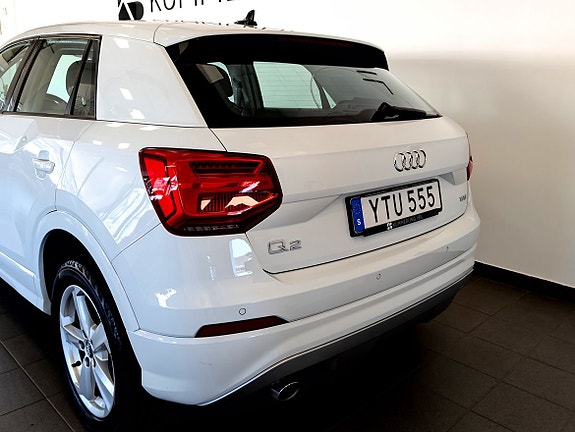 Audi Q2 6 of 18