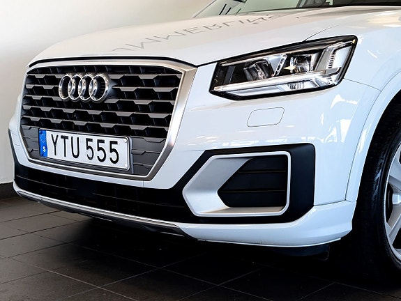Audi Q2 3 of 18