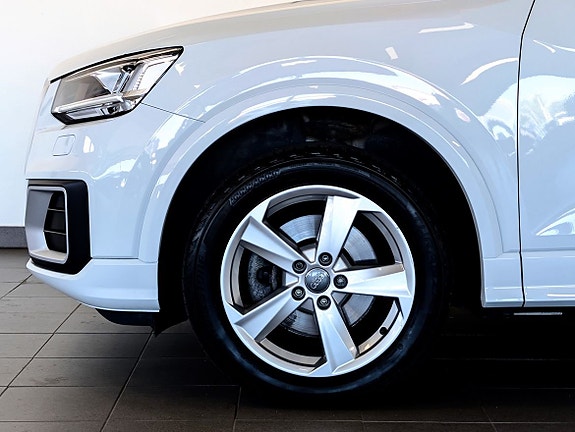 Audi Q2 4 of 18