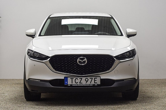 Mazda CX-30 4 of 26