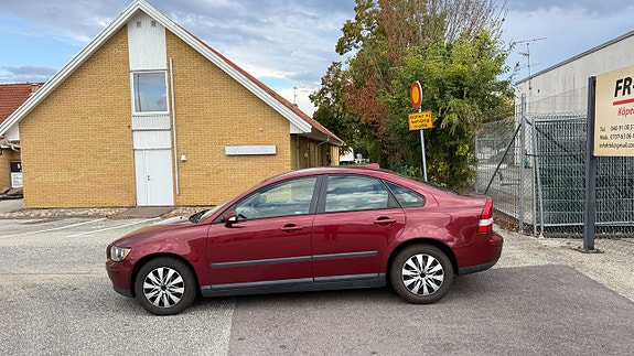 Volvo S40 11 of 14