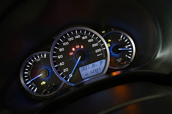Toyota Yaris 18 of 19