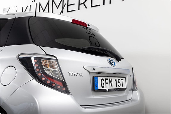 Toyota Yaris 6 of 19