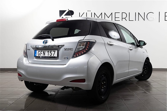 Toyota Yaris 11 of 19