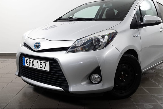 Toyota Yaris 9 of 19