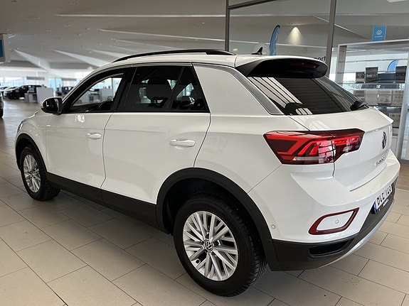 Volkswagen T-Roc 6 of 19