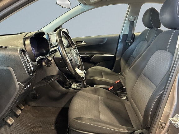 Kia Picanto 7 of 20