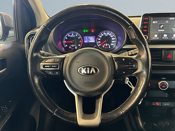 Kia Picanto 15 of 20