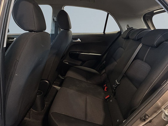 Kia Picanto 11 of 20