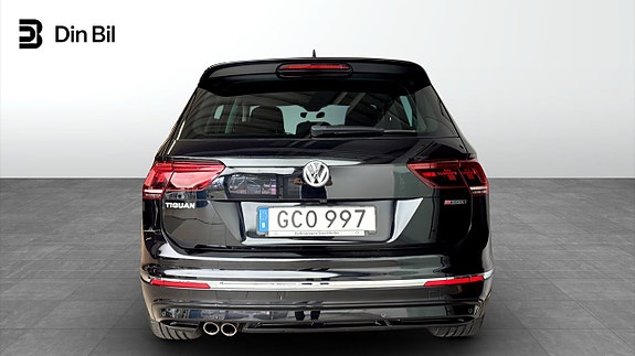 Volkswagen Tiguan 5 of 13