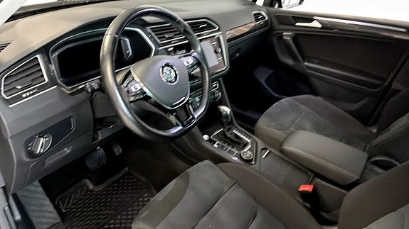 Volkswagen Tiguan 7 of 13