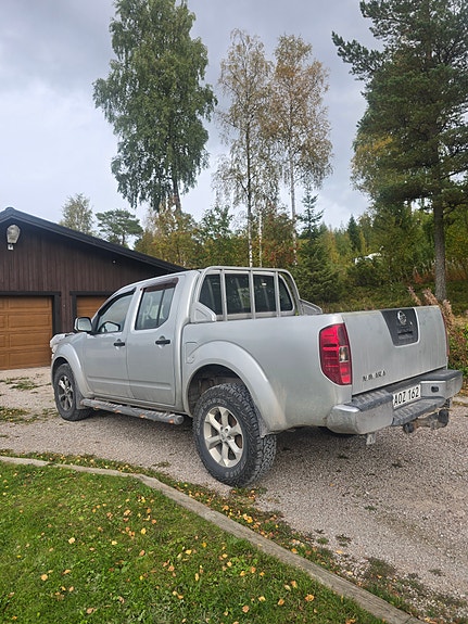 Nissan Navara 4 of 4