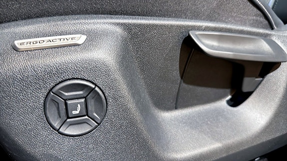 Volkswagen Tiguan 18 of 23