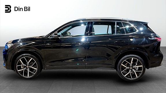 Volkswagen Tiguan 2 of 23