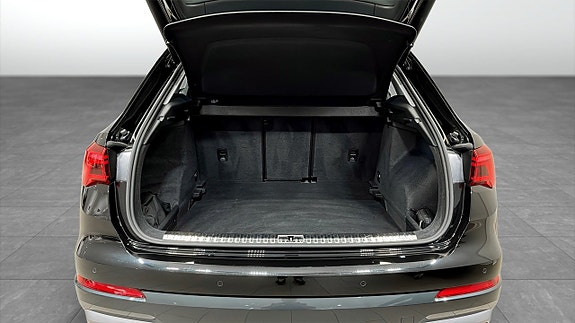 Audi Q3 12 of 12