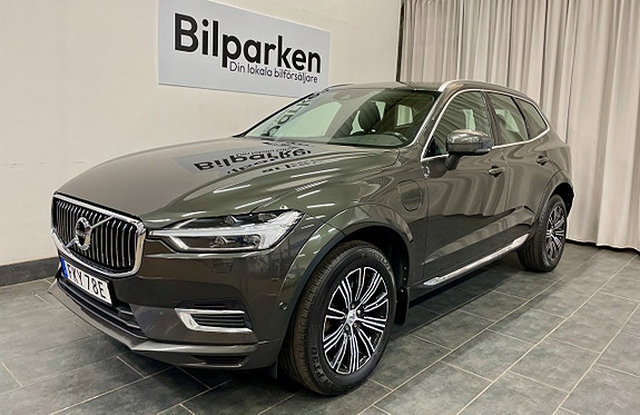 Volvo XC60 2 of 27