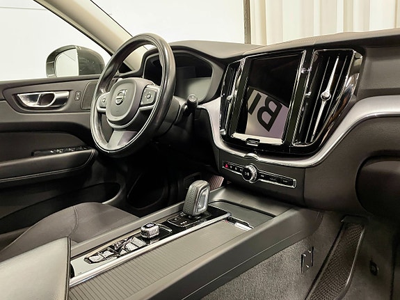 Volvo XC60 23 of 27