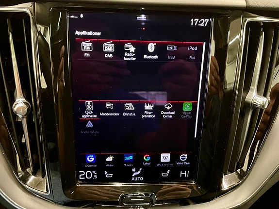 Volvo XC60 16 of 27