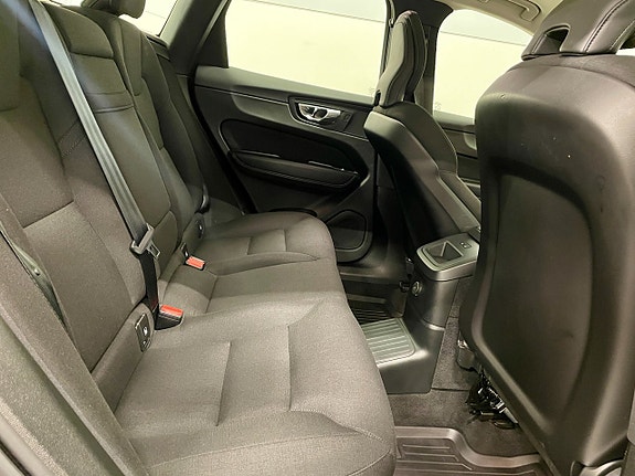 Volvo XC60 22 of 27