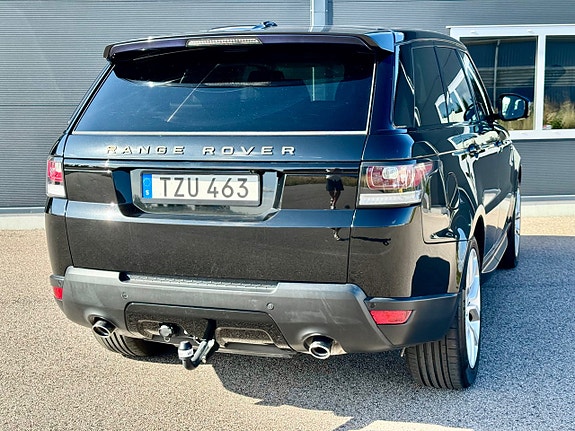 Land Rover Range Rover Sport 16 of 17