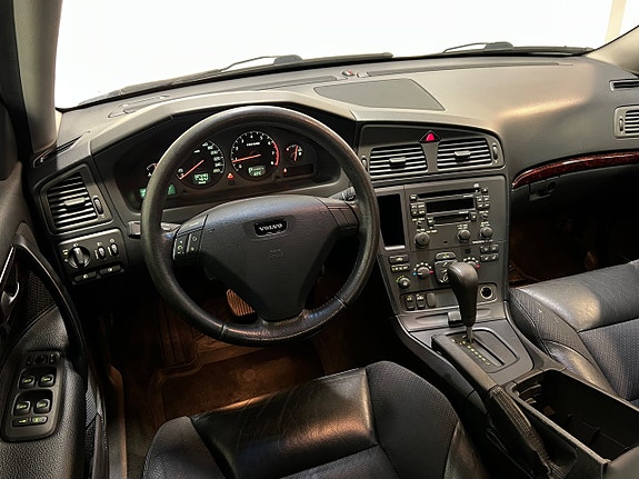 Volvo S60 16 of 25