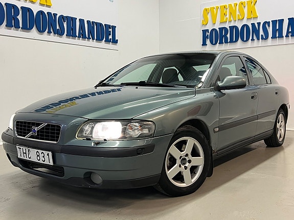 Volvo S60 3 of 25