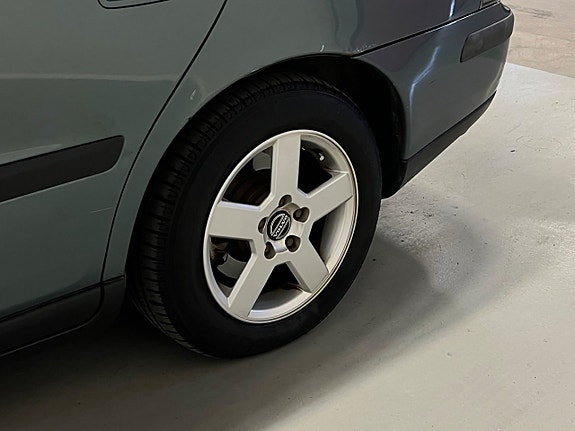 Volvo S60 12 of 25