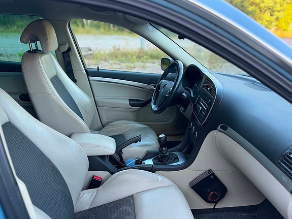 Saab 9-3 9 of 11