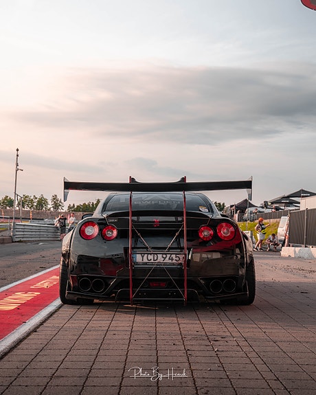Nissan GT-R 10 of 28
