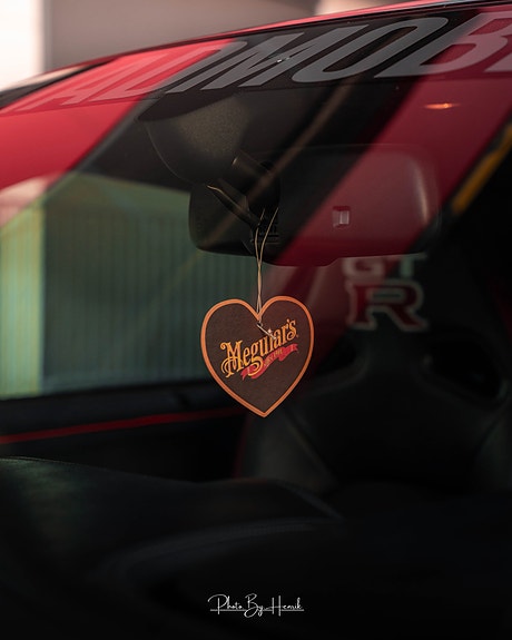Nissan GT-R 19 of 28
