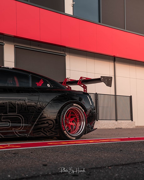 Nissan GT-R 6 of 28