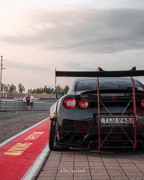 Nissan GT-R 9 of 28