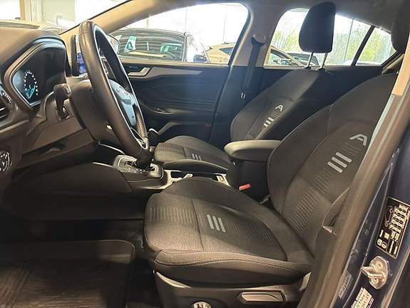 Ford Focus 4 of 6