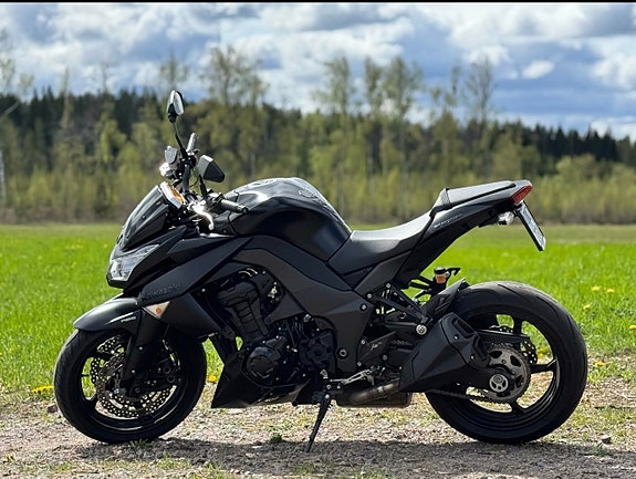 Kawasaki Z1000 5 of 6